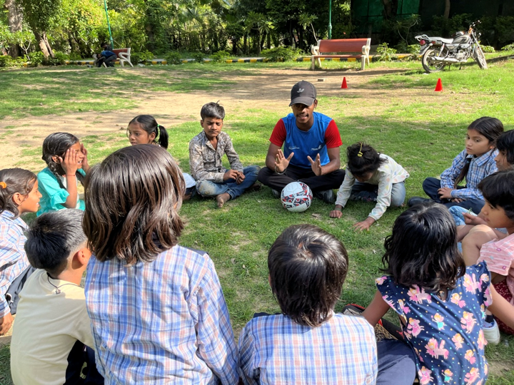 Manchal leading a TeamUp sports discussion